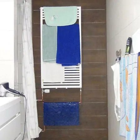 Guestroom With Wide View And Pool Near Side, 2nd Guest With Extra Bed Possible