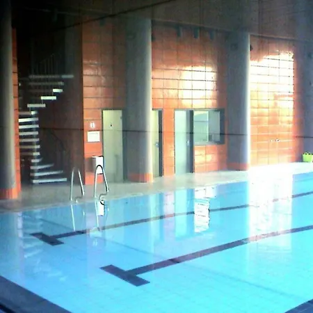 Guestroom With Wide View And Pool Near Side, 2nd Guest With Extra Bed Possible Homestay *